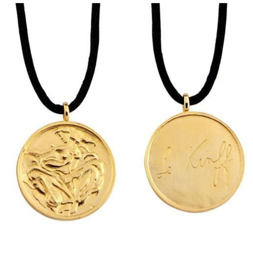 Pendant gold bronze coin Silk Cord Linda Le Kinff